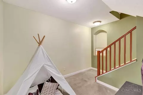 396 Legacy, Harrison, OH 45030 photo 3