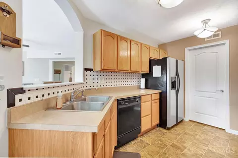 396 Legacy, Harrison, OH 45030 photo 12