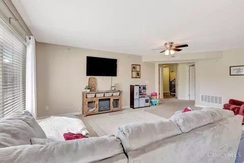 396 Legacy, Harrison, OH 45030 photo 6