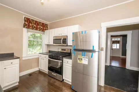 415 Bradley Ave, Reading, OH 45215 photo 11