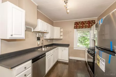 415 Bradley Ave, Reading, OH 45215 photo 14
