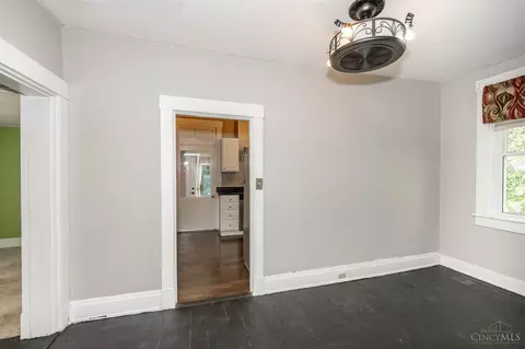 415 Bradley Ave, Reading, OH 45215 photo 7