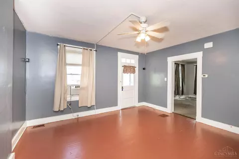 415 Bradley Ave, Reading, OH 45215 photo 5