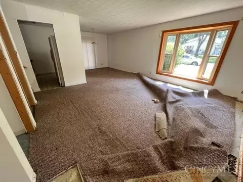 4833 Stoneybrook Rd, Cincinnati, OH 45244 photo 6
