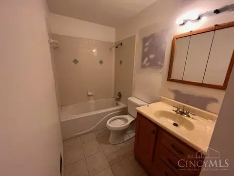 4833 Stoneybrook Rd, Cincinnati, OH 45244 photo 17