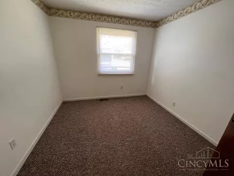4833 Stoneybrook Rd, Cincinnati, OH 45244 photo 13