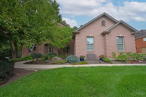 7087 Birchley Dr, Hamilton, OH 45011