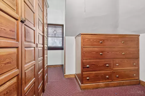 938 Lenox, Cincinnati, OH 45229 photo 19