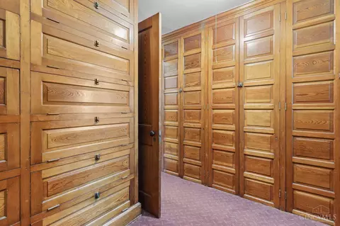 938 Lenox, Cincinnati, OH 45229 photo 21
