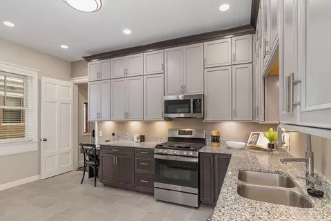 938 Lenox, Cincinnati, OH 45229 photo 14