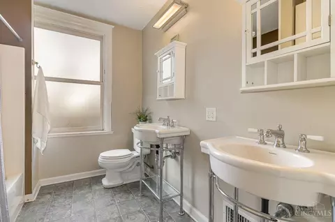 938 Lenox, Cincinnati, OH 45229 photo 29