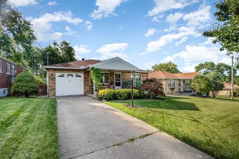 5743 Lauderdale Dr, Cincinnati, OH 45239