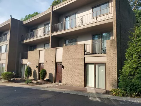 2500 Warsaw Ave #1, Cincinnati, OH 45204