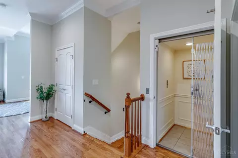 1482 Riverside, Cincinnati, OH 45202 photo 5