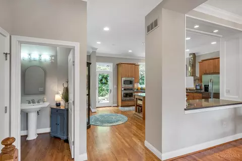 1482 Riverside, Cincinnati, OH 45202 photo 6