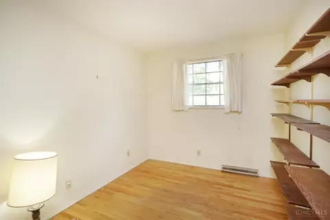 13 Junefield, Greenhills, OH 45218 photo 23