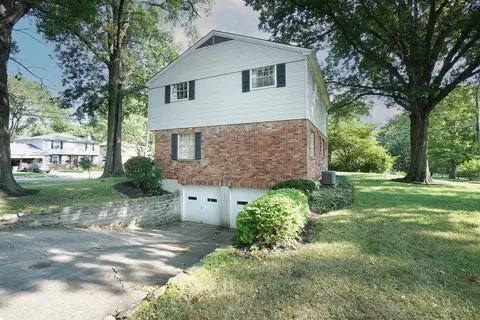 13 Junefield, Greenhills, OH 45218 photo 27