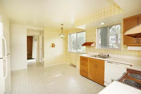 13 Junefield, Greenhills, OH 45218 photo 17