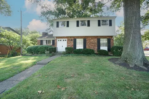 13 Junefield, Greenhills, OH 45218