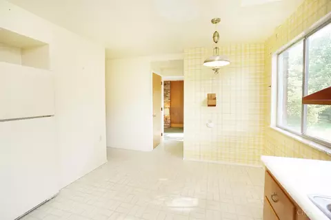 13 Junefield, Greenhills, OH 45218 photo 10