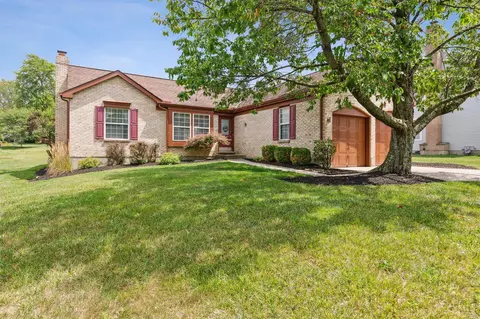5740 Kiplingwood Dr, Cincinnati, OH 45239