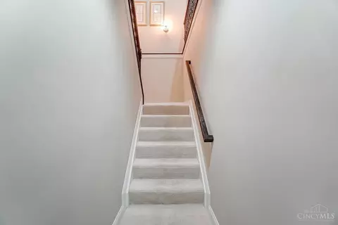 8020 Hignite, Cincinnati, OH 45255 photo 29