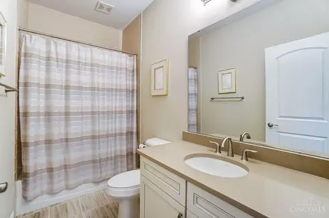 8020 Hignite, Cincinnati, OH 45255 photo 28