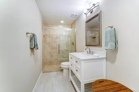 8020 Hignite, Cincinnati, OH 45255 photo 32