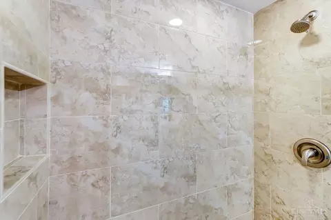 8020 Hignite, Cincinnati, OH 45255 photo 34