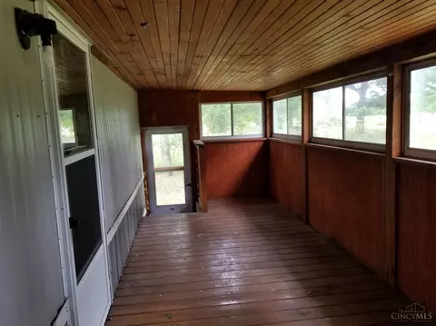 2118 Donald Rd, Bethel, OH 45106