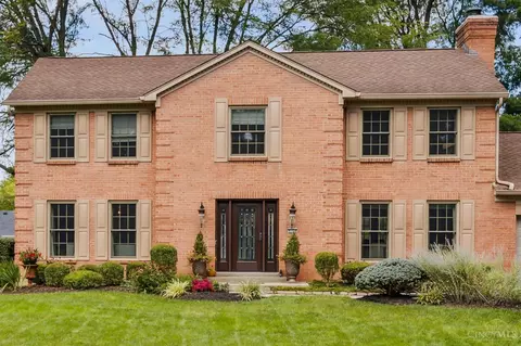 9104 Hopewell Rd, Cincinnati, OH 45242