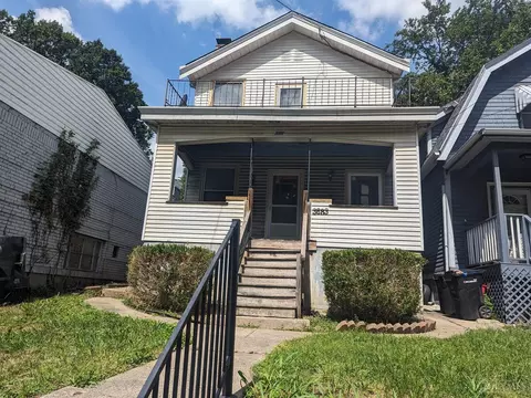 3683 Vine, Cincinnati, OH 45220