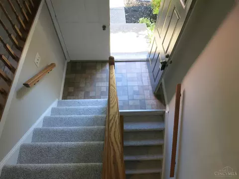 1931 Windhill Ter, Cincinnati, OH 45255 photo 9