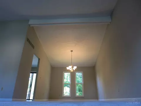 1931 Windhill Ter, Cincinnati, OH 45255 photo 14