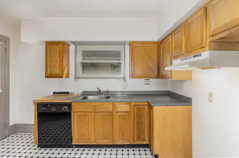 5346 Rolston, Cincinnati, OH 45212 photo 12