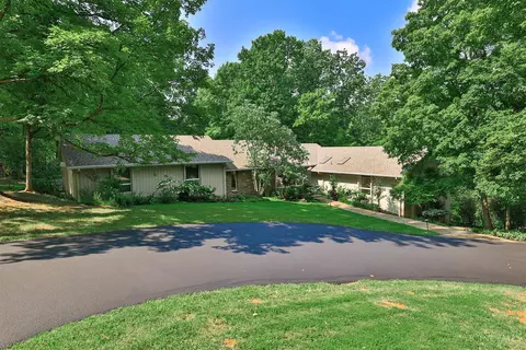 7965 Indian Hill Rd, Cincinnati, OH 45243