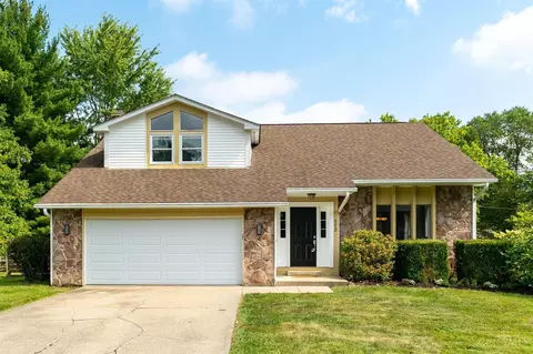 572 Pepper Rdg, Cincinnati, OH 45244