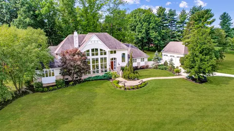 867 Wards Cor, Loveland, OH 45140