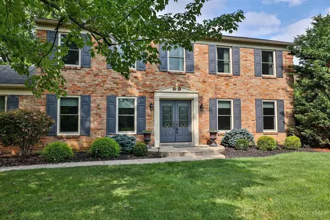 9021 Winthrop Dr, Montgomery, OH 45249 photo 3