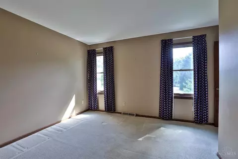 9021 Winthrop Dr, Montgomery, OH 45249 photo 23