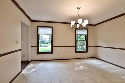 9021 Winthrop Dr, Montgomery, OH 45249 photo 15