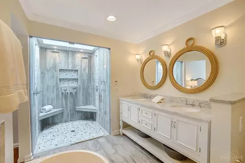 5750 Given Rd, Cincinnati, OH 45243 photo 26
