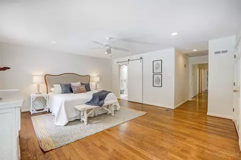 5750 Given Rd, Cincinnati, OH 45243 photo 22
