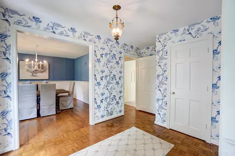 5750 Given Rd, Cincinnati, OH 45243 photo 4