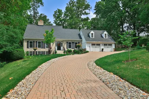 6334 Fairfield, Oxford, OH 45056