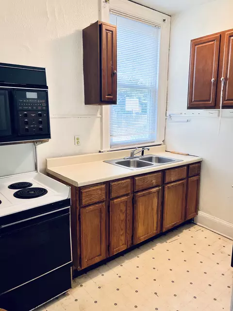 3927 Elsmere, Cincinnati, OH 45212