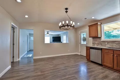 8269 Maineville Rd, Maineville, OH 45039 photo 9