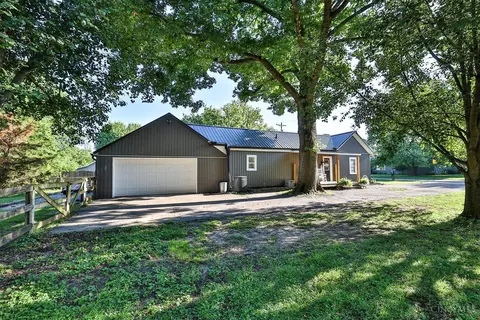 8269 Maineville Rd, Maineville, OH 45039 photo 2
