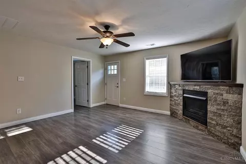8269 Maineville Rd, Maineville, OH 45039 photo 6