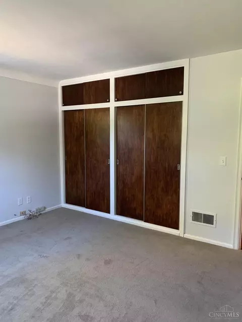 2160 Compton, Cincinnati, OH 45231 photo 14